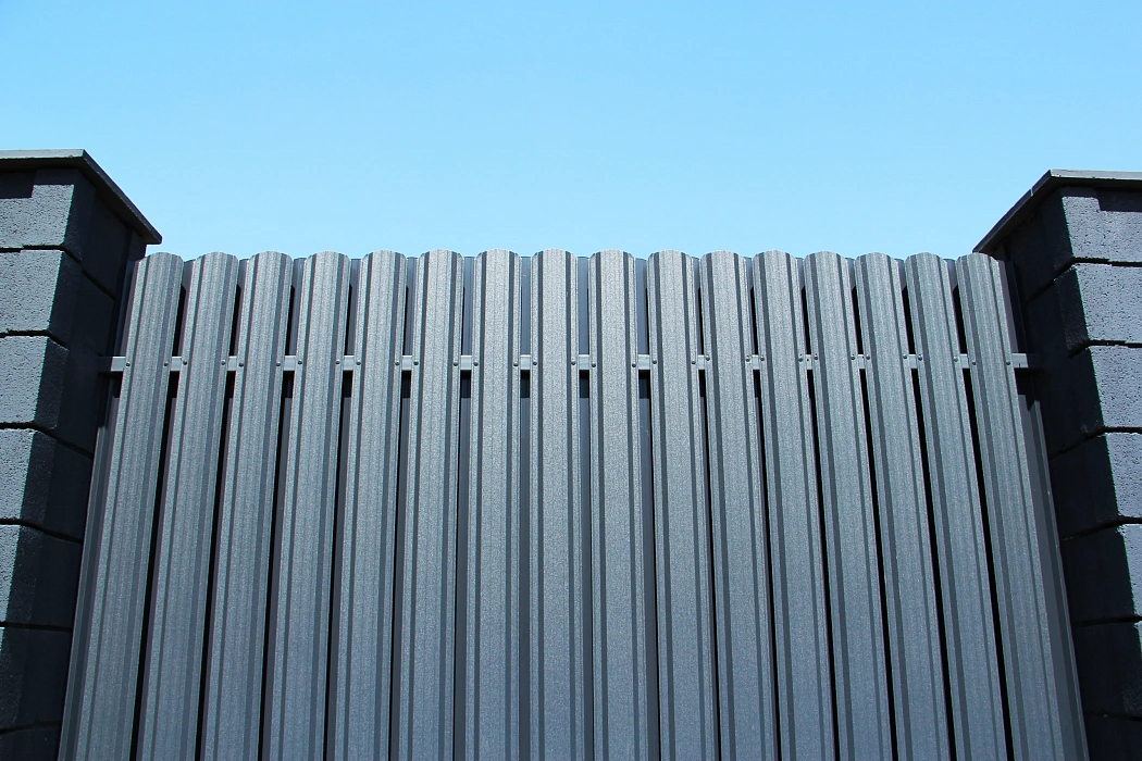 Трапециевидный штакетник